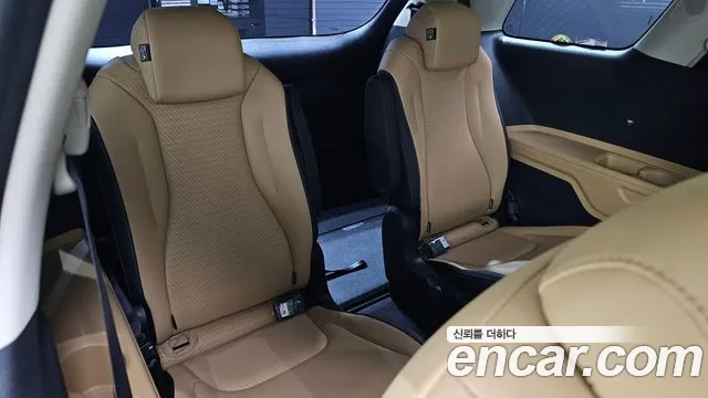 Kia Canival Carnival 4 поколение Дизель 9 мест Prestige — Фото автомобиля 9