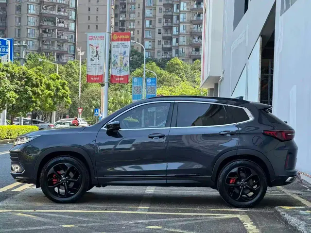 Exeed LX — Фото автомобиля 12