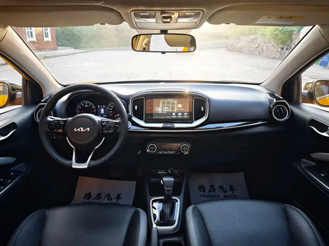 Kia KX1 — Фото автомобиля 16