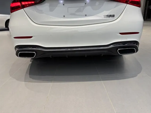 Mercedes-Benz C-Class — Фото автомобиля 20
