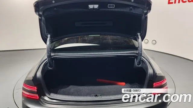 Genesis G80 Бензин 2.5 турбо AWD — Фото автомобиля 18
