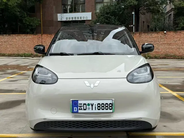 Wuling Bingo — Фото автомобиля 2