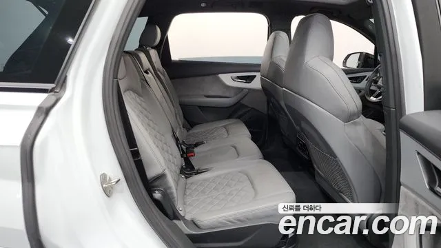 Audi Q7 55 TFSI quattro Premium — Фото автомобиля 12