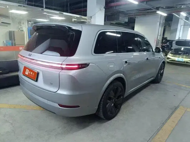 Li Auto L9 — Фото автомобиля 4