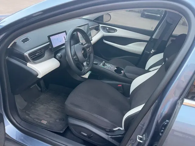 BYD Seal 05 DM-i — Фото автомобиля 9