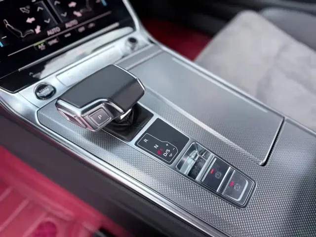 Audi A6L — Фото автомобиля 28