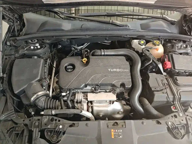Buick Regal — Фото автомобиля 19