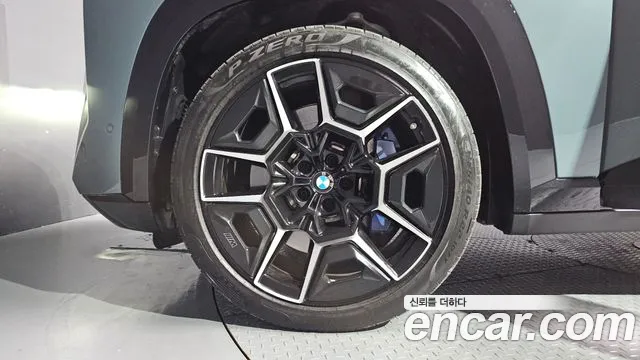 BMW XM G09 — Фото автомобиля 5