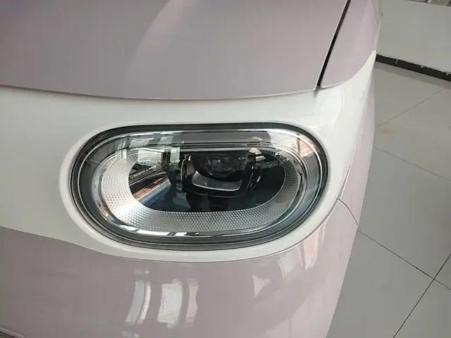 Wuling Hongguang Mini EV — Фото автомобиля 23