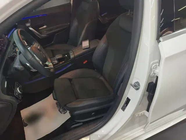 Mercedes-Benz A-Class — Фото автомобиля 14