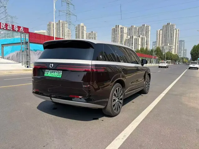 Denza Denza N9 2025 Model Premium Excellence — Фото автомобиля 7