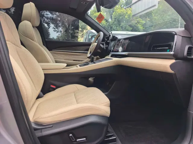 Geely Xingyue L — Фото автомобиля 13