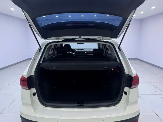Volkswagen Tharu — Фото автомобиля 24
