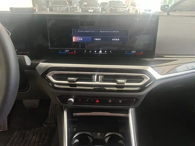 BMW 3 Series — Фото автомобиля 12