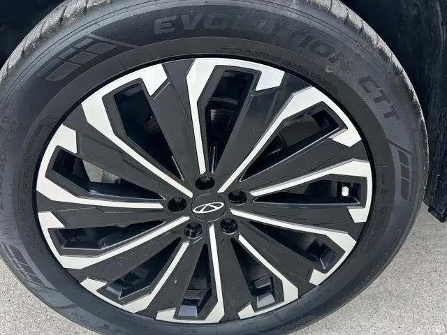 Chery Tiggo 9 — Фото автомобиля 4