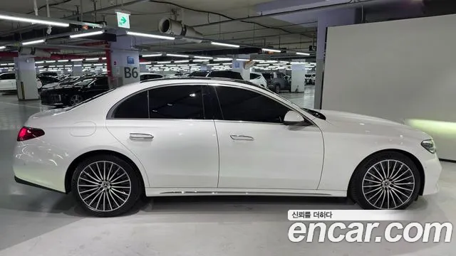 Mercedes-Benz E-Class W214 — Фото автомобиля 8