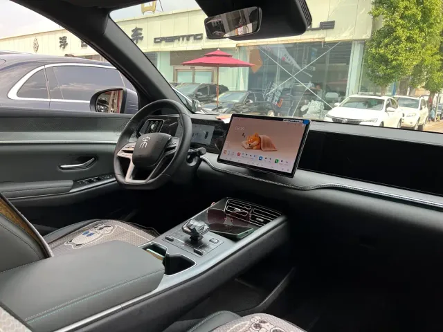 BYD Song Pro — Фото автомобиля 9