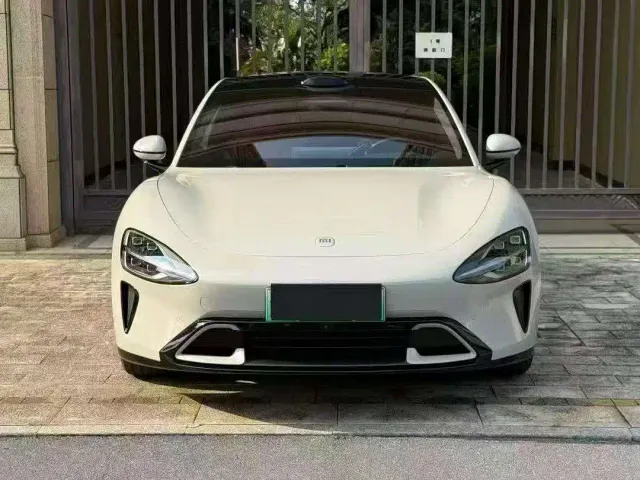 Xiaomi SU7 — Фото автомобиля 2