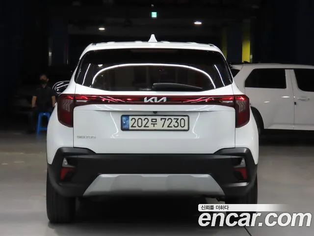 Kia Seltos Бензин 1.6 турбо 2WD — Фото автомобиля 3