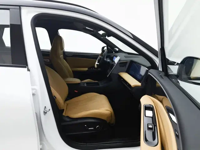 Geely Galaxy L7 — Фото автомобиля 23