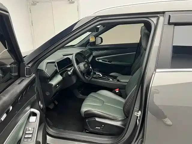 Geely Boyue — Фото автомобиля 13