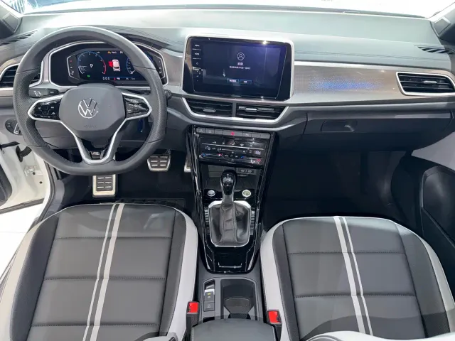 Volkswagen T-Roc — Фото автомобиля 13