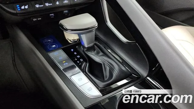 Hyundai AVANTE Avante (CN7) — Фото автомобиля 9