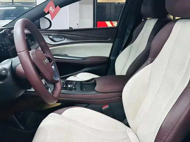 BYD Seal — Фото автомобиля 7