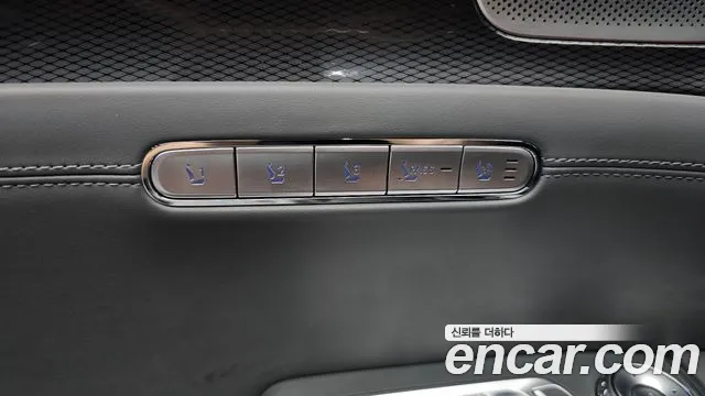Genesis G90 Бензин 3.5 турбо AWD — Фото автомобиля 18