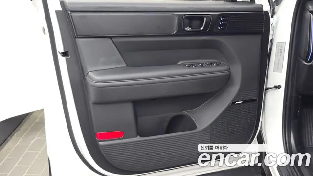 Hyundai Santafe Santa Fe (MX5) Бензин 2.5T 2WD — Фото автомобиля 15