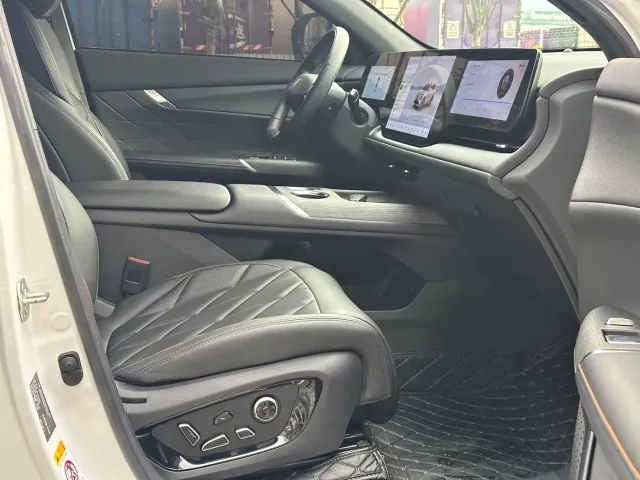 Changan CS75 Plus — Фото автомобиля 8