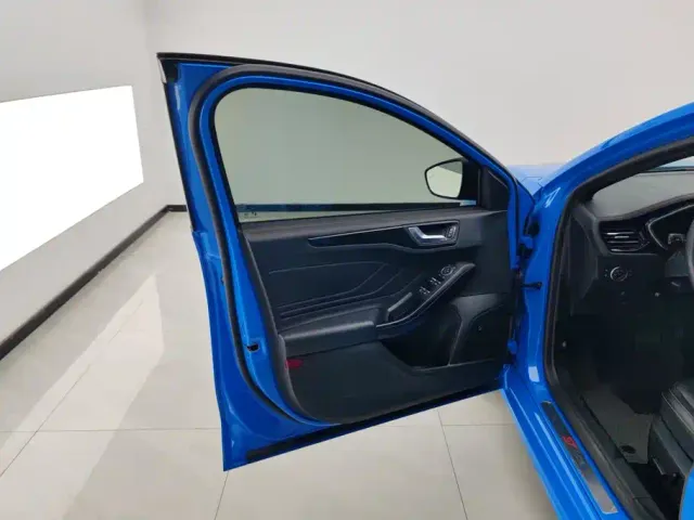 Ford Focus — Фото автомобиля 7