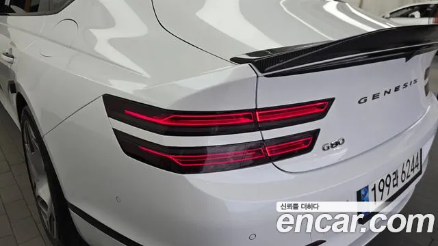 Genesis G80 RG3 — Фото автомобиля 8