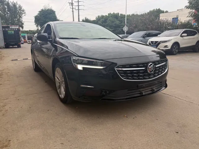Buick Regal — Фото автомобиля 2