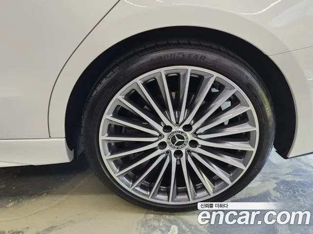 Mercedes-Benz C-Class W206 — Фото автомобиля 5