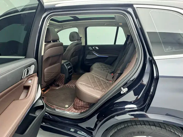BMW X5 — Фото автомобиля 10