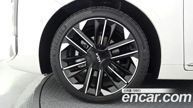 Kia K8 (New) Hybrid — Фото автомобиля 5