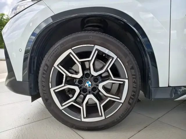 BMW BMW X1 2024 sDrive25Li X Design Package — Фото автомобиля 17