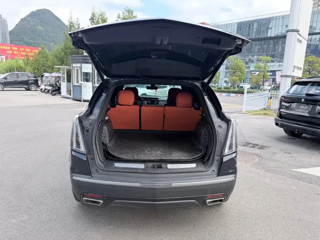 Cadillac XT5 — Фото автомобиля 8