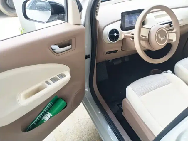 Wuling Hongguang Mini EV — Фото автомобиля 15