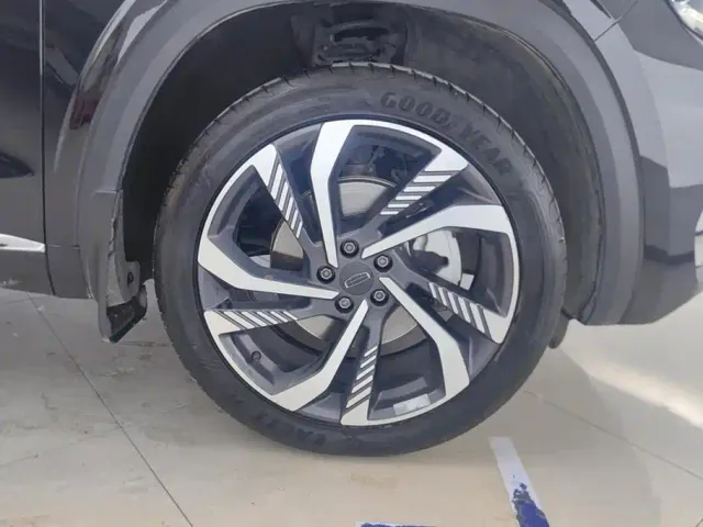 Geely Xingyue L — Фото автомобиля 6