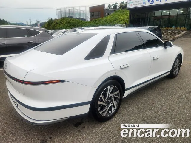 Hyundai Grandeur GN7 — Фото автомобиля 4