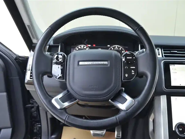 Land Rover Range Rover — Фото автомобиля 10