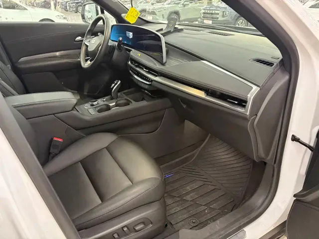 Cadillac XT4 — Фото автомобиля 5