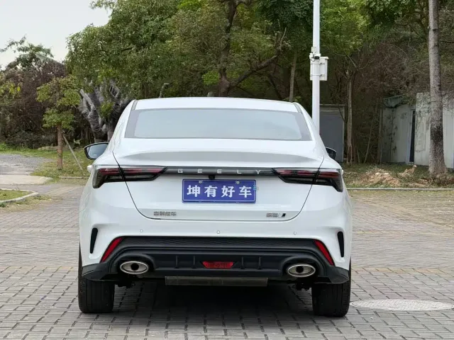 Geely Binrui — Фото автомобиля 5