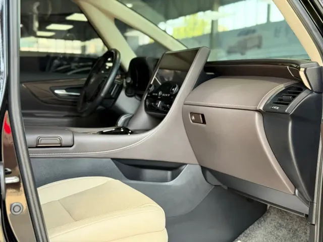 Toyota Alphard — Фото автомобиля 11
