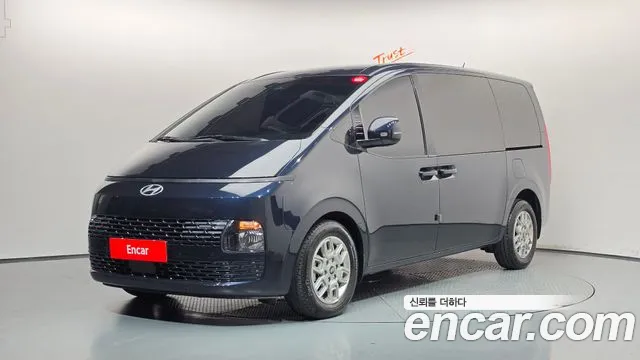 Фотография автомобиля — Hyundai Staria
