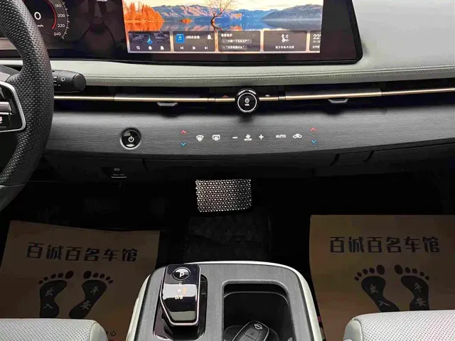 Nissan Ariya — Фото автомобиля 15