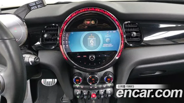 MINI Cooper — Фото автомобиля 19