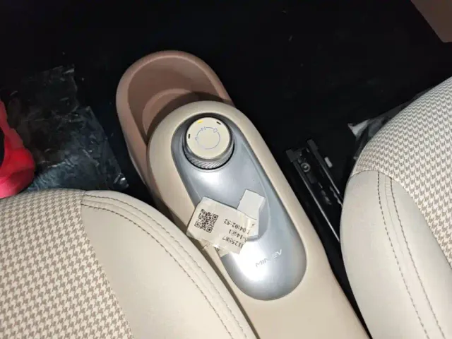Wuling Hongguang Mini EV — Фото автомобиля 13